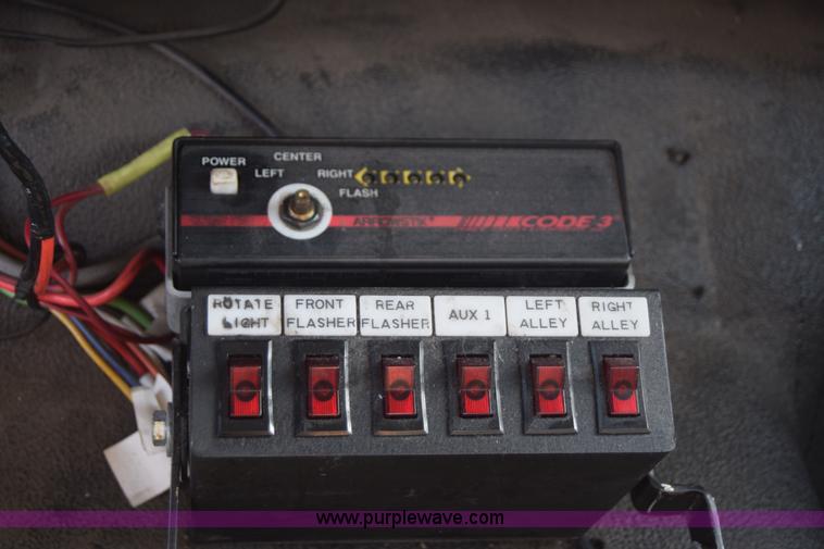 image for item L2747 2005 Ford F650 Super Duty bucket truck