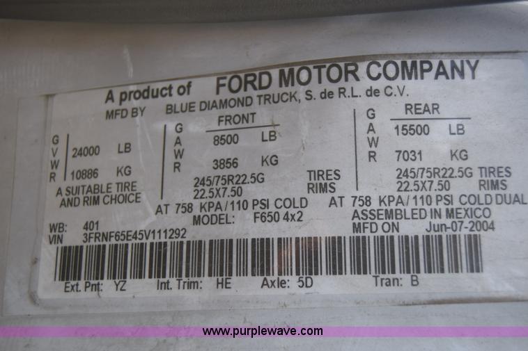 image for item L2747 2005 Ford F650 Super Duty bucket truck