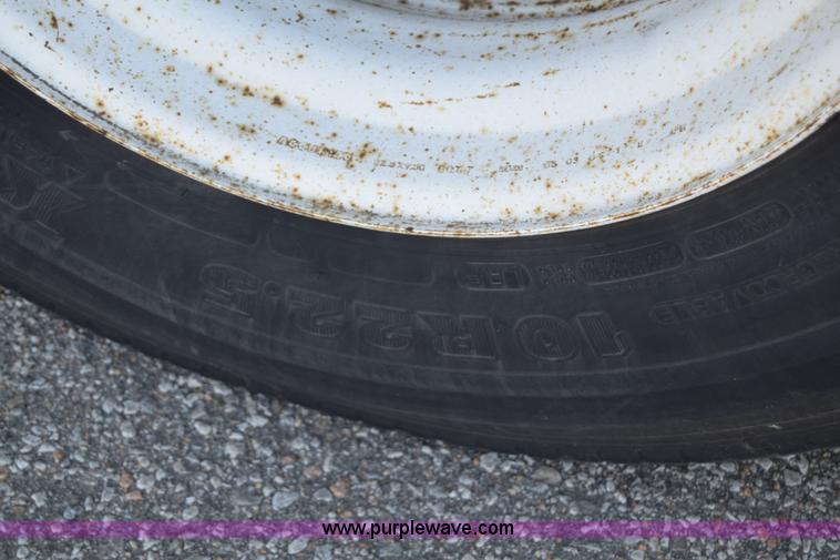 image for item L2747 2005 Ford F650 Super Duty bucket truck