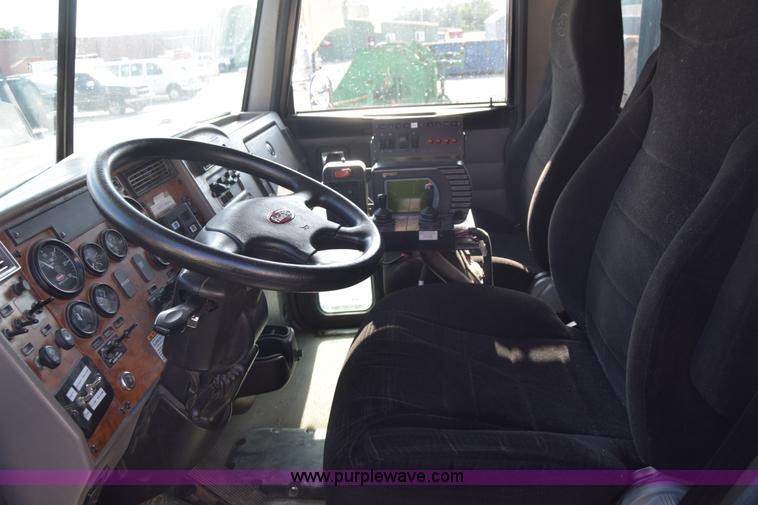 image for item L2748 2008 Peterbilt PB340 dump truck