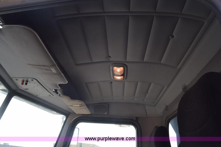 image for item L2748 2008 Peterbilt PB340 dump truck