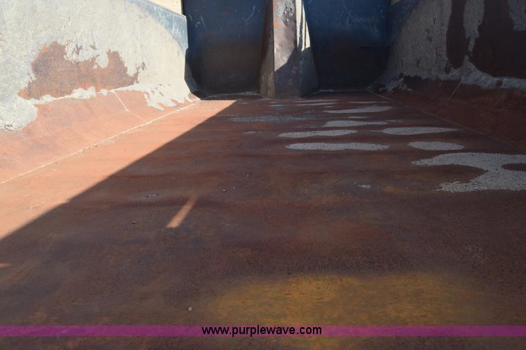 image for item L2748 2008 Peterbilt PB340 dump truck