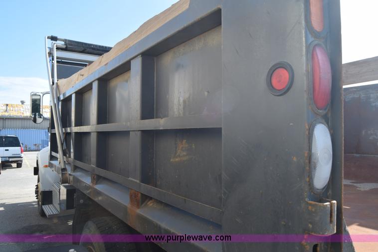 image for item L2748 2008 Peterbilt PB340 dump truck