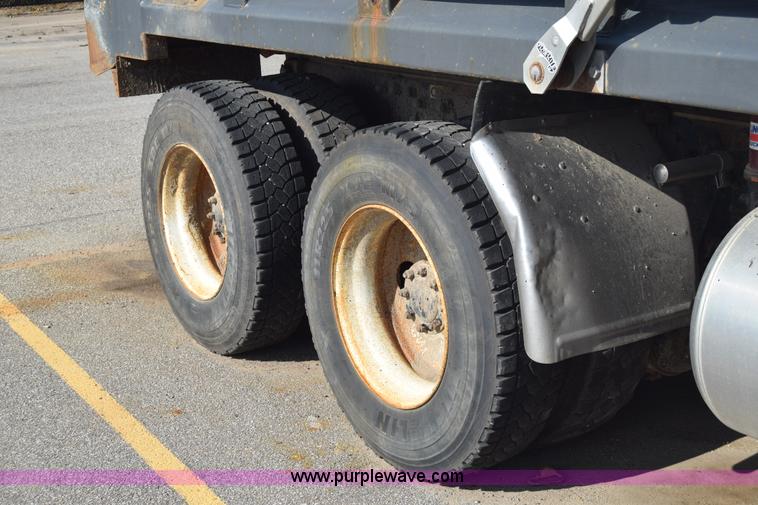 image for item L2748 2008 Peterbilt PB340 dump truck