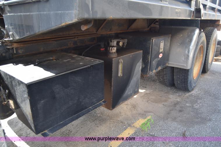 image for item L2748 2008 Peterbilt PB340 dump truck