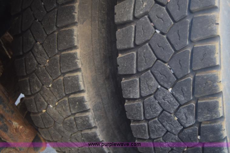 image for item L2748 2008 Peterbilt PB340 dump truck