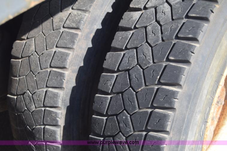 image for item L2748 2008 Peterbilt PB340 dump truck