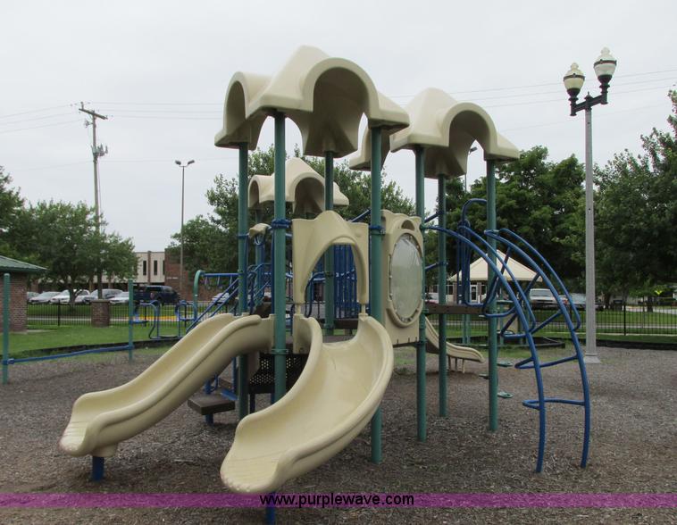 image for item R9321 Playground set