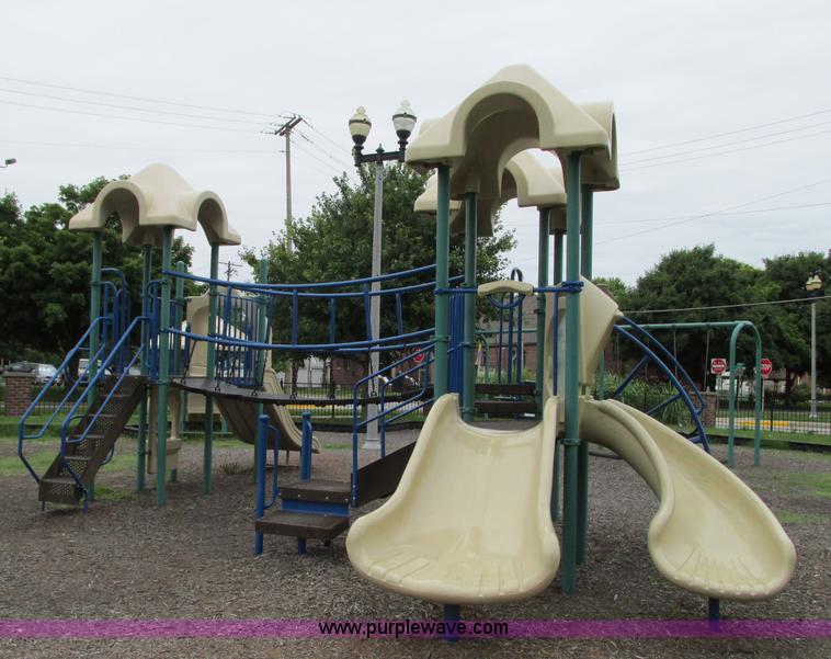 image for item R9321 Playground set