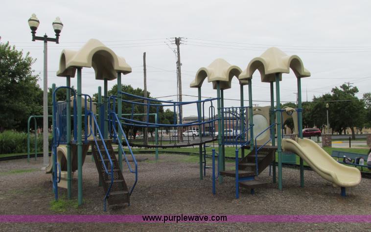 image for item R9321 Playground set