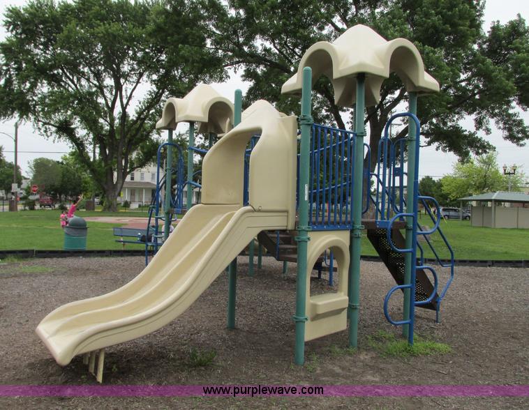 image for item R9321 Playground set