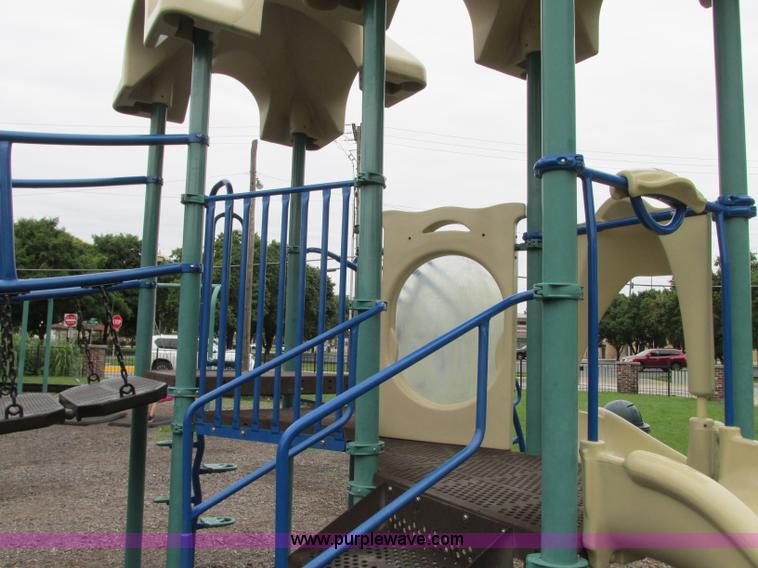 image for item R9321 Playground set