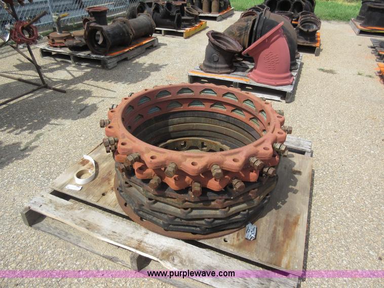 image for item AO9003 Assorted pipe restraint gland and glands