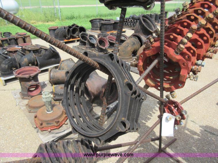 image for item AO9003 Assorted pipe restraint gland and glands