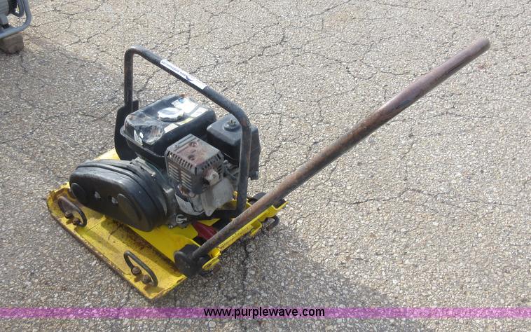 image for item AO9037 Wacker VP1550 low vibration plate compactor