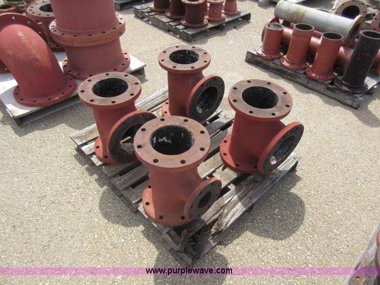 image for item AX9440 Assorted flanged pipe fittings