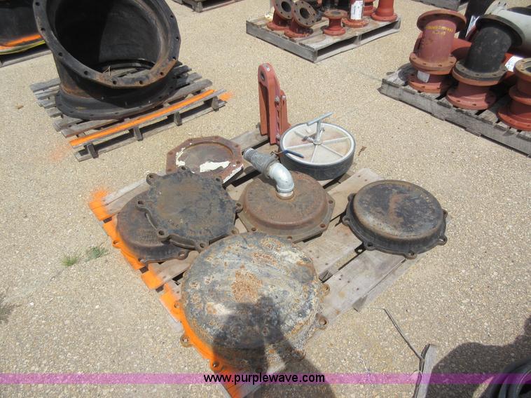 image for item AX9442 Assorted MJ pipe fittings and gaskets