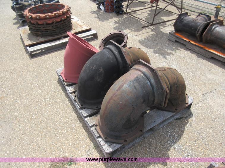 image for item AX9442 Assorted MJ pipe fittings and gaskets