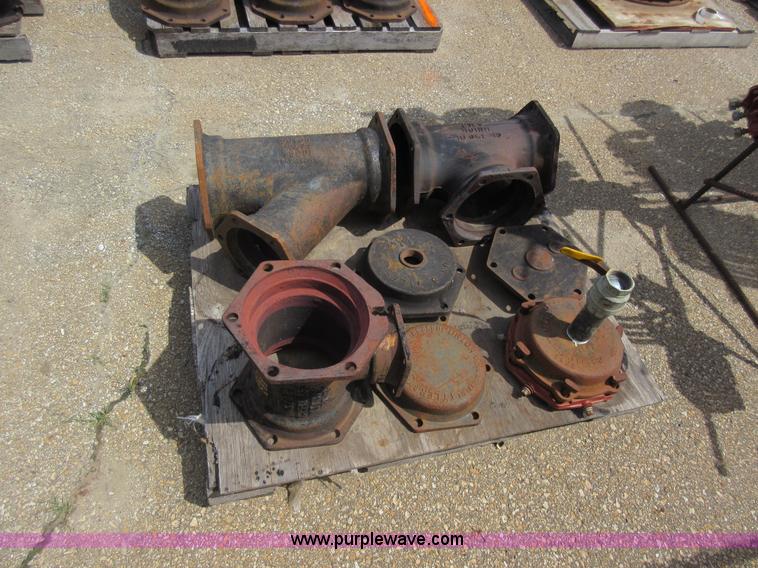 image for item AX9442 Assorted MJ pipe fittings and gaskets