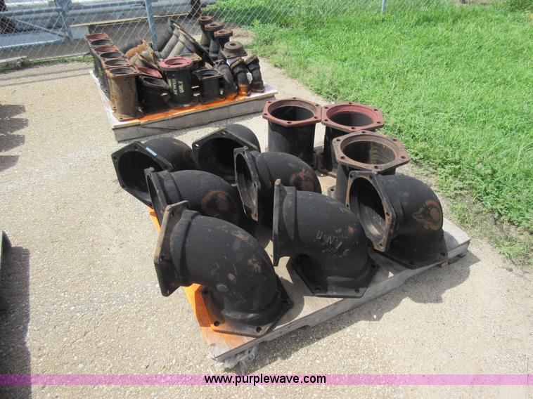 image for item AX9442 Assorted MJ pipe fittings and gaskets