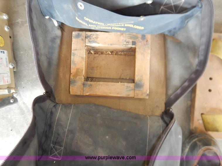 image for item BO9887 Sala Lift II fall protection manhole unit