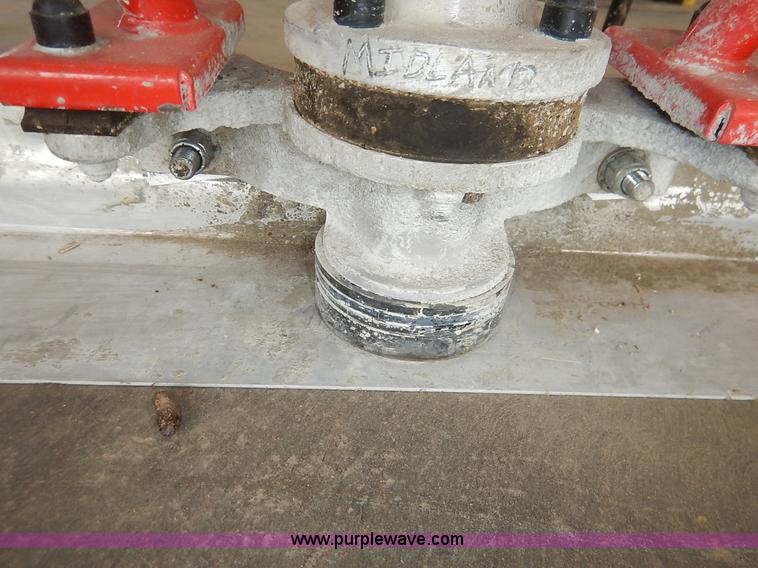 image for item BO9888 Magic screed