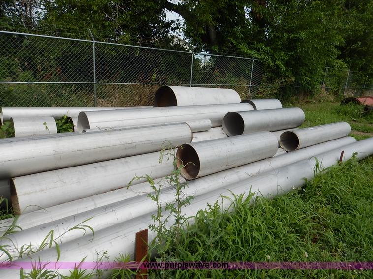 image for item BQ9262 Approximately 18 stainless steel pipes
