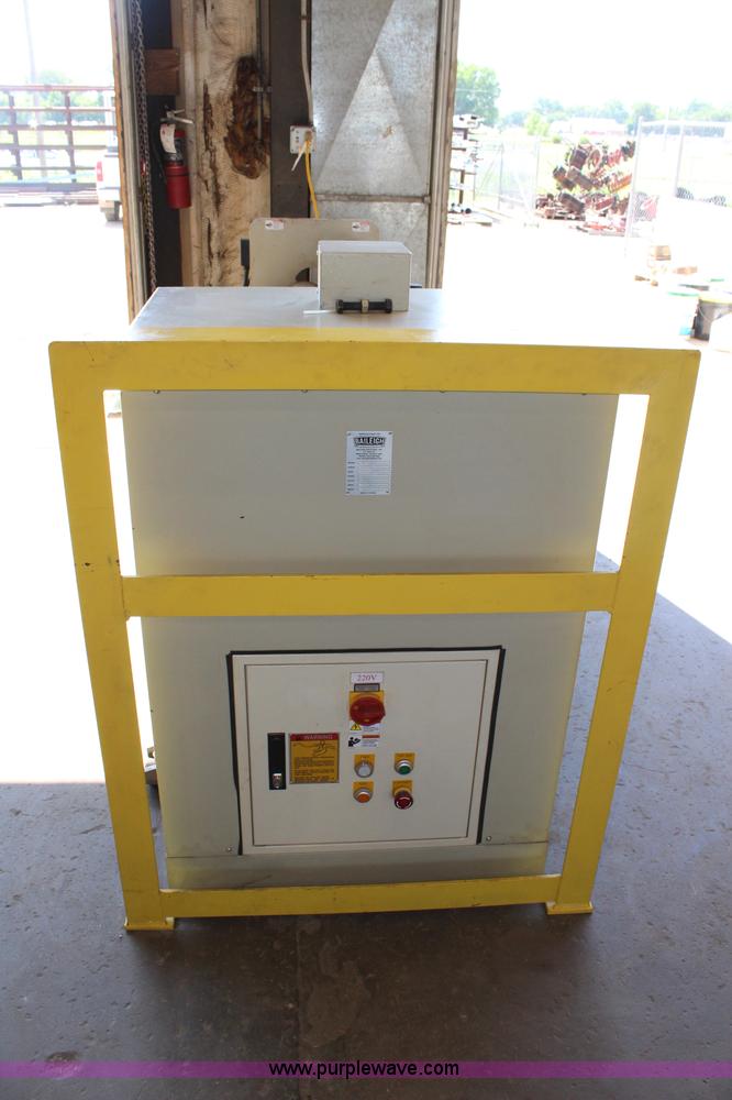 image for item BQ9376 2014 Baileigh Industrial hydraulic plate roll