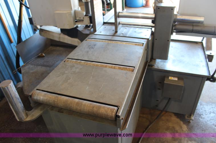image for item BQ9377 2013 Hyd-Mech S-20P semi-automatic bandsaw