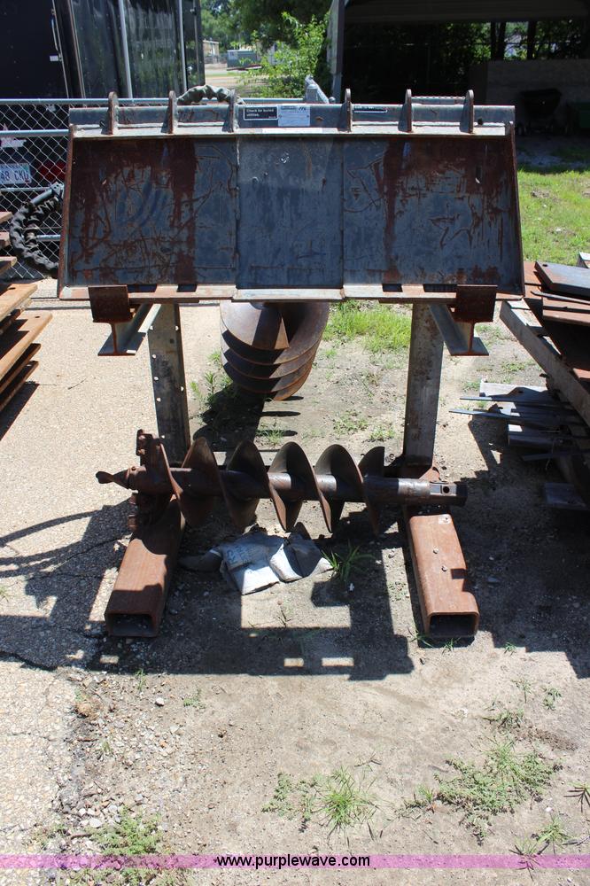 image for item BQ9380 Sweepster hydraulic post hole auger