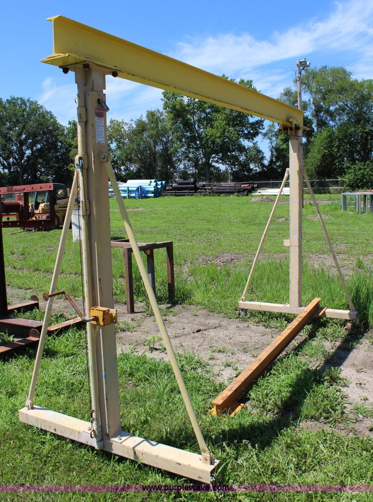 image for item BQ9408 Gantry crane