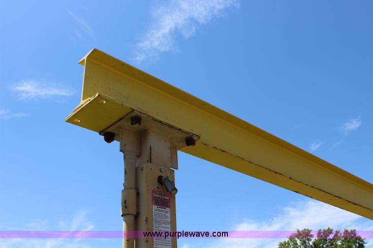 image for item BQ9408 Gantry crane