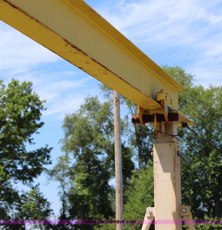 image for item BQ9408 Gantry crane