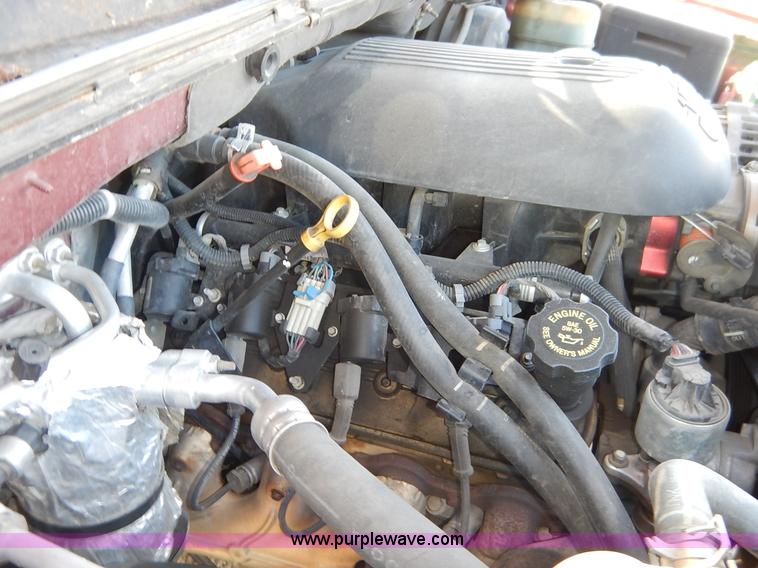 image for item J3772 2001 Chevrolet Tahoe LT SUV