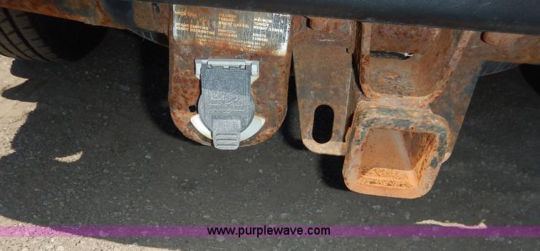 image for item J3772 2001 Chevrolet Tahoe LT SUV