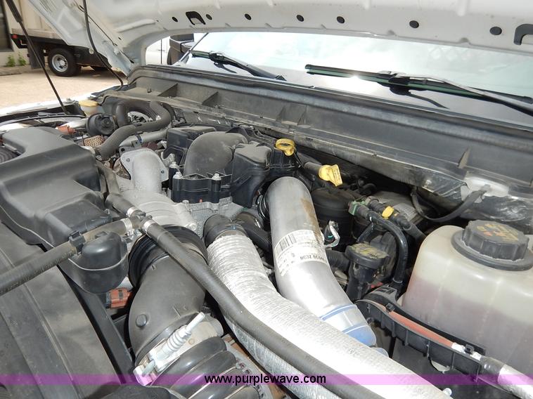 image for item J3779 2011 Ford F550 flatbed truck