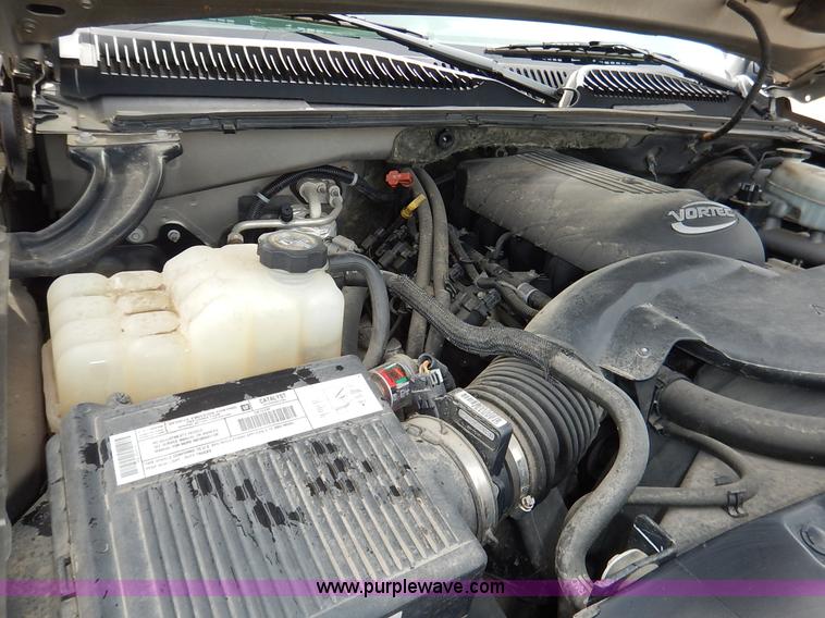 image for item J3782 2003 Chevrolet Avalanche 1500 Z71 pickup truck