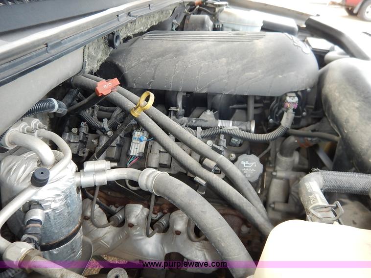 image for item J3782 2003 Chevrolet Avalanche 1500 Z71 pickup truck