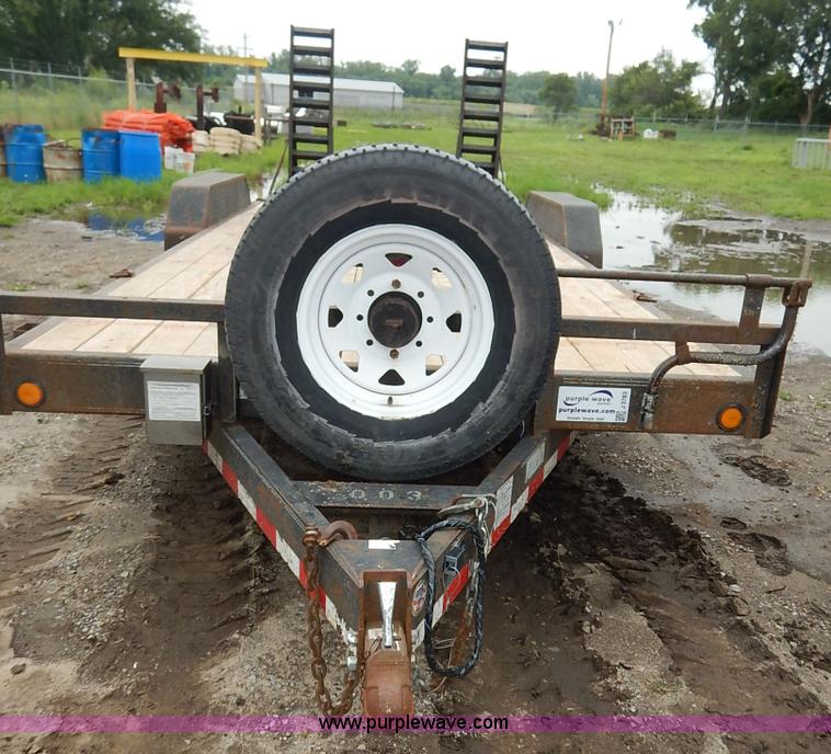 image for item J3783 2006 Load Trail equipment trailer