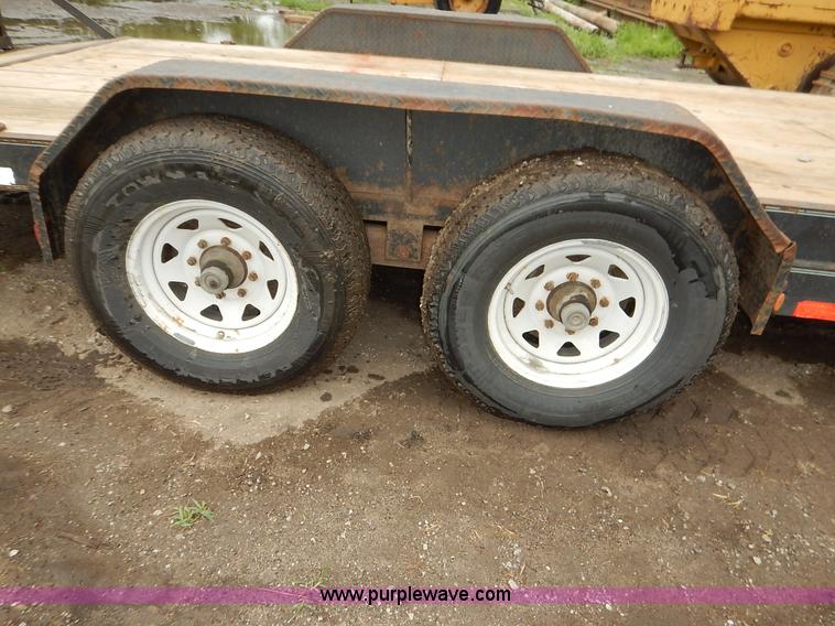 image for item J3783 2006 Load Trail equipment trailer