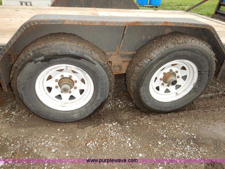 image for item J3783 2006 Load Trail equipment trailer