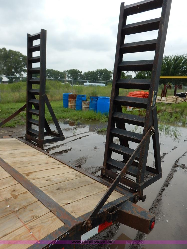 image for item J3783 2006 Load Trail equipment trailer