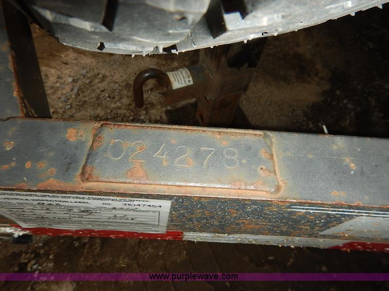 image for item J3783 2006 Load Trail equipment trailer