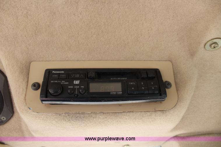 image for item J3784 1996 Caterpillar 953C track loader