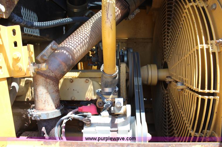 image for item J3784 1996 Caterpillar 953C track loader