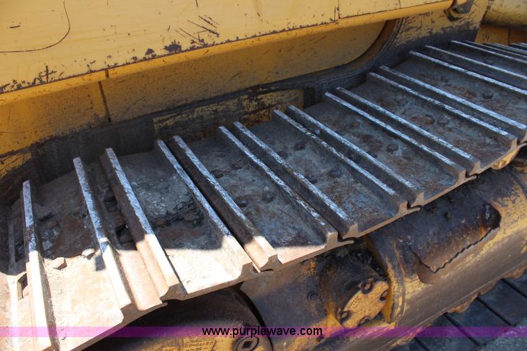 image for item J3784 1996 Caterpillar 953C track loader