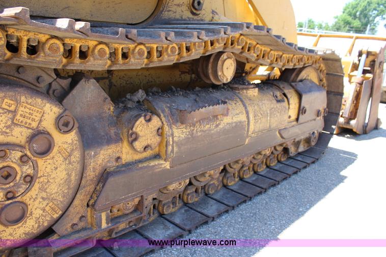image for item J3784 1996 Caterpillar 953C track loader