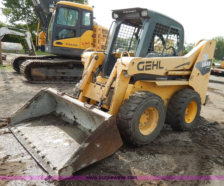 image for item J3788 2007 Gehl 6640E skid steer