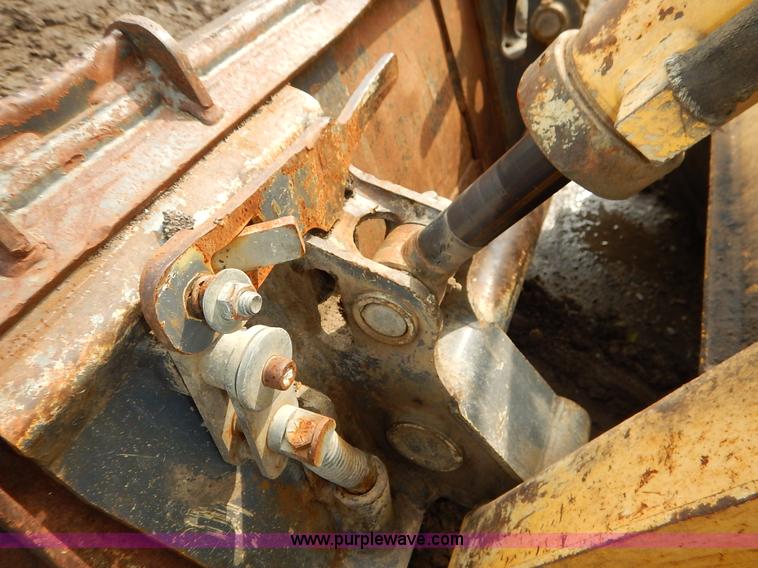 image for item J3788 2007 Gehl 6640E skid steer