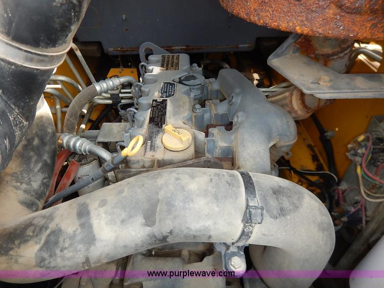 image for item J3788 2007 Gehl 6640E skid steer